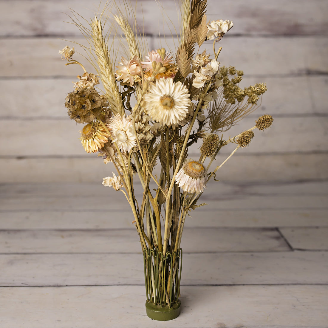 The Best Way to Design with Dried Flowers